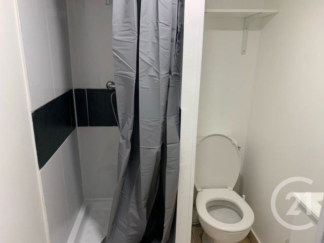 Appartement Studio &agrave; louer - 1 pi&egrave;ce - 15,72 m2 - Tours - 37 - CENTRE