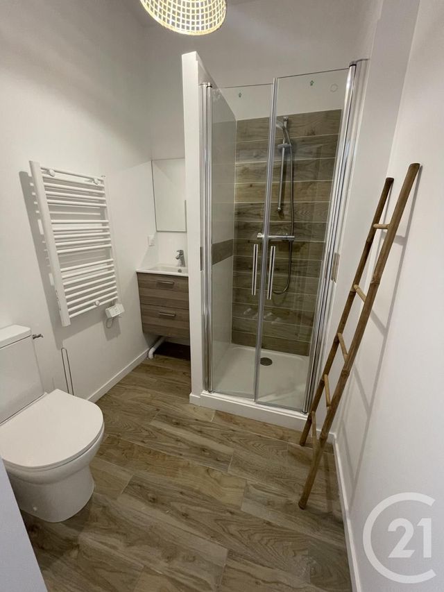 Appartement F8 &agrave; louer - 8 pi&egrave;ces - 150 m2 - Tours - 37 - CENTRE