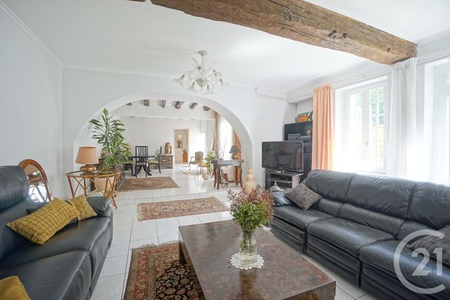 Maison à vendre - 5 pièces - 149 m2 - Neuil - 37 - CENTRE