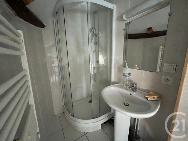 Appartement F2 à louer - 2 pièces - 30,39 m2 - Azay Le Rideau - 37 - CENTRE