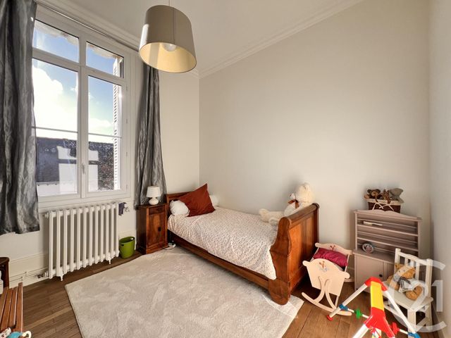 Maison à vendre - 9 pièces - 232 m2 - Joue Les Tours - 37 - CENTRE