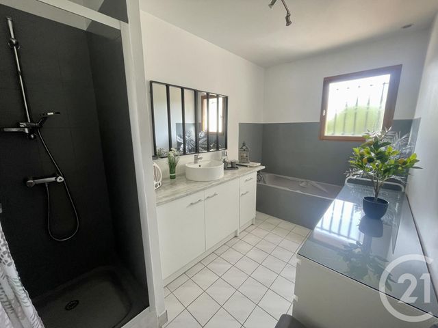 Maison à vendre - 7 pièces - 212 m2 - St Avertin - 37 - CENTRE