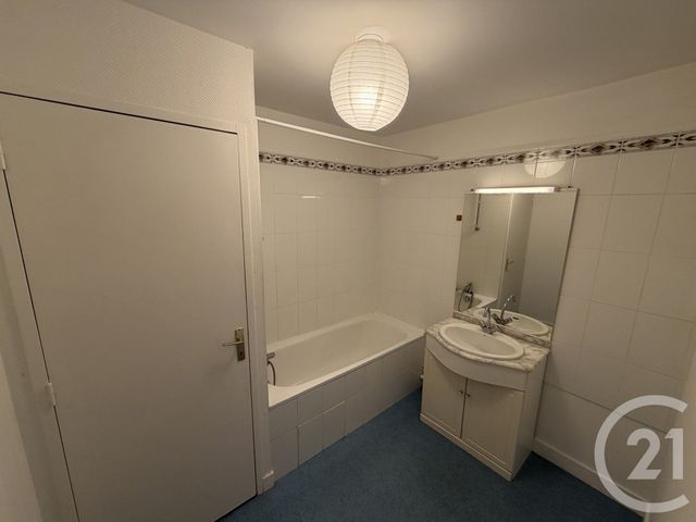 Appartement F3 &agrave; louer - 3 pi&egrave;ces - 68,82 m2 - Joue Les Tours - 37 - CENTRE