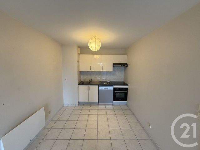 Appartement F3 &agrave; louer - 3 pi&egrave;ces - 68,82 m2 - Joue Les Tours - 37 - CENTRE