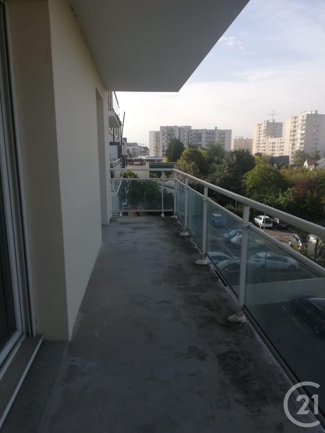 Appartement F3 à louer - 3 pièces - 68,82 m2 - Joue Les Tours - 37 - CENTRE