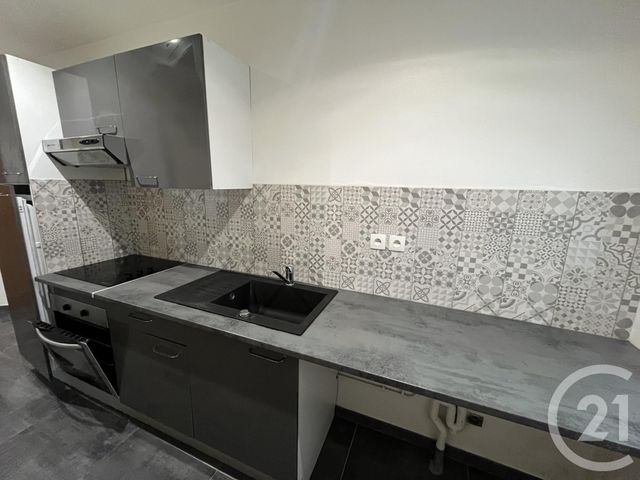 Appartement F3 &agrave; louer - 3 pi&egrave;ces - 61,73 m2 - Tours - 37 - CENTRE