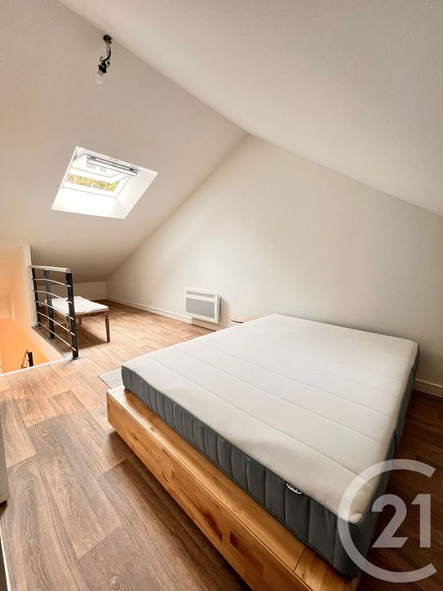 Appartement Duplex &agrave; louer - 2 pi&egrave;ces - 43,50 m2 - Chambray Les Tours - 37 - CENTRE