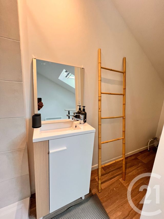 Appartement Duplex &agrave; louer - 2 pi&egrave;ces - 43,50 m2 - Chambray Les Tours - 37 - CENTRE