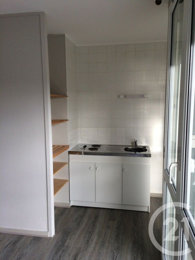 Appartement F1 &agrave; louer - 1 pi&egrave;ce - 20,38 m2 - Tours - 37 - CENTRE