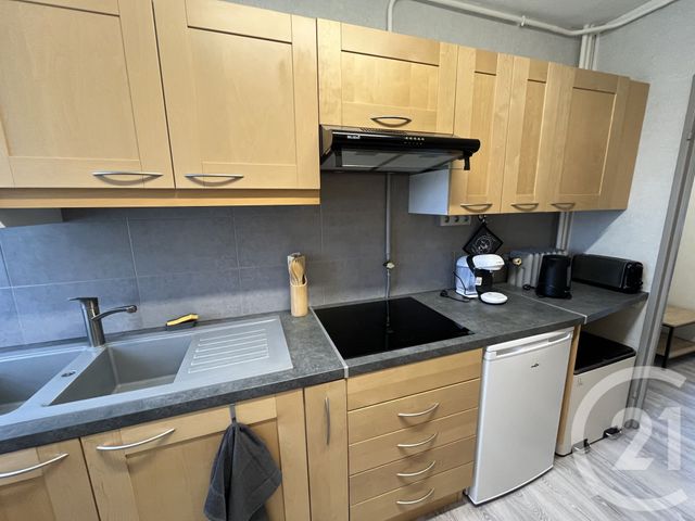 Appartement F4 &agrave; louer - 4 pi&egrave;ces - 81,89 m2 - Tours - 37 - CENTRE