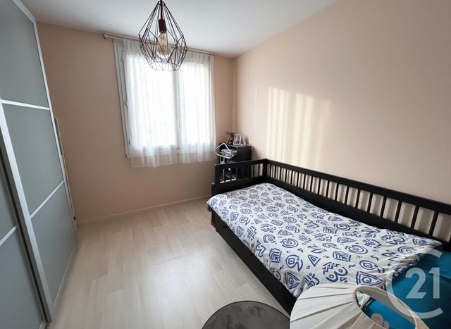 Appartement T4 à vendre - 4 pièces - 75,82 m2 - Joue Les Tours - 37 - CENTRE