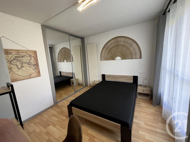 Appartement F4 &agrave; louer - 4 pi&egrave;ces - 81,89 m2 - Tours - 37 - CENTRE