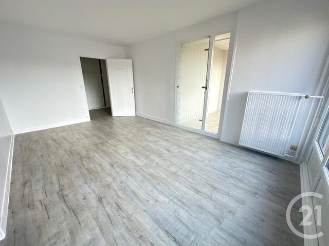 Appartement F3 à vendre - 3 pièces - 75,50 m2 - Joue Les Tours - 37 - CENTRE