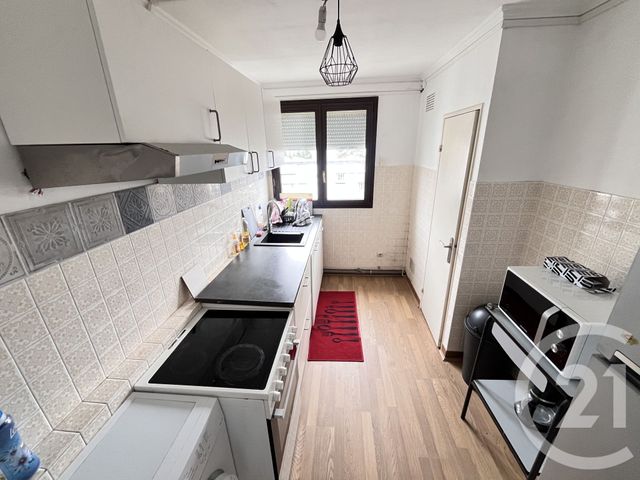 Appartement F4 &agrave; louer - 4 pi&egrave;ces - 80,93 m2 - Tours - 37 - CENTRE