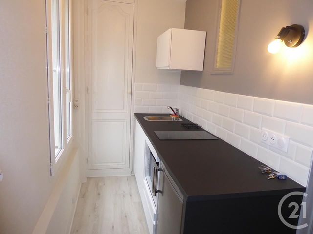 Appartement F1 à louer - 1 pièce - 18,39 m2 - Tours - 37 - CENTRE