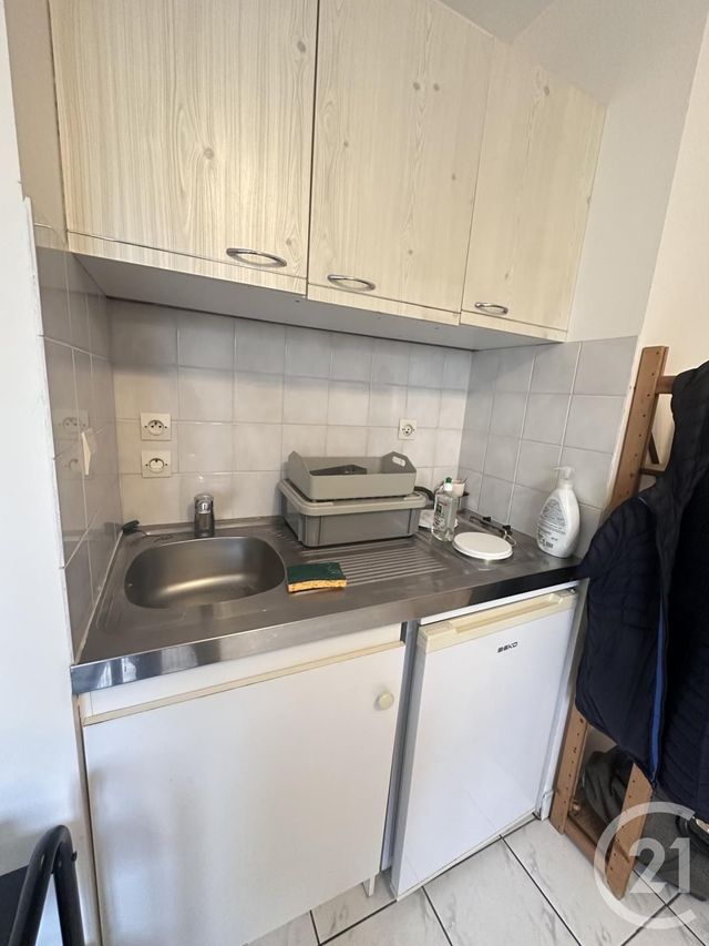 Appartement F1 &agrave; louer - 1 pi&egrave;ce - 24 m2 - Chambray Les Tours - 37 - CENTRE