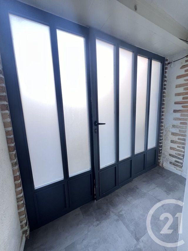 Appartement F2 &agrave; louer - 2 pi&egrave;ces - 49,06 m2 - Montbazon - 37 - CENTRE