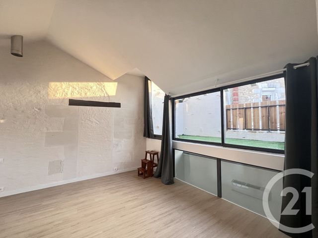 Appartement F2 &agrave; louer - 2 pi&egrave;ces - 49,06 m2 - Montbazon - 37 - CENTRE