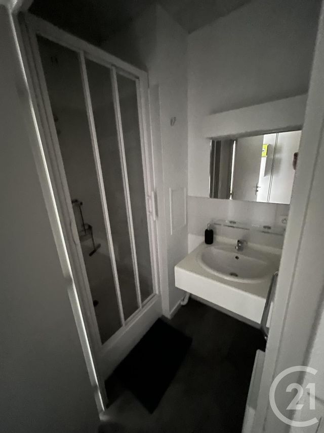 Appartement Studio &agrave; louer - 1 pi&egrave;ce - 20,23 m2 - Tours - 37 - CENTRE
