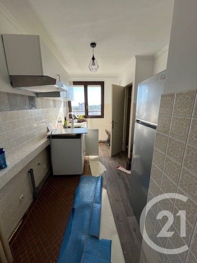 Appartement F5 &agrave; louer - 5 pi&egrave;ces - 83,10 m2 - Tours - 37 - CENTRE