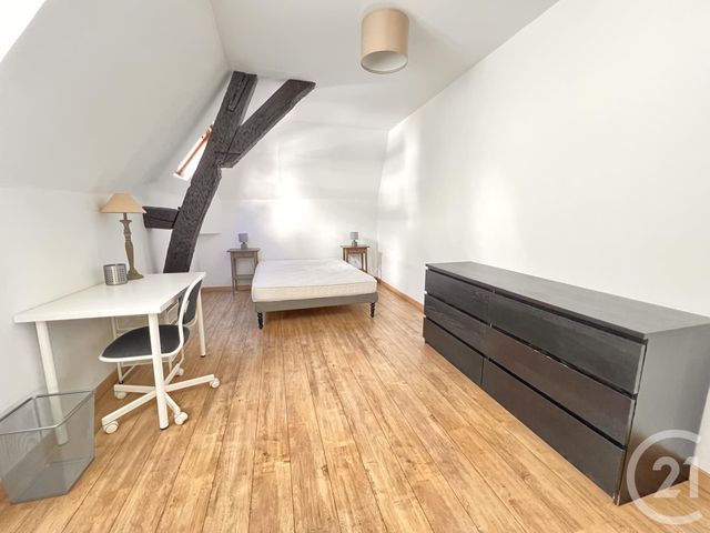 Appartement F3 &agrave; louer - 3 pi&egrave;ces - 65,60 m2 - Tours - 37 - CENTRE