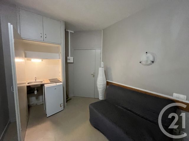 Appartement Studio &agrave; louer - 1 pi&egrave;ce - 19,55 m2 - Tours - 37 - CENTRE