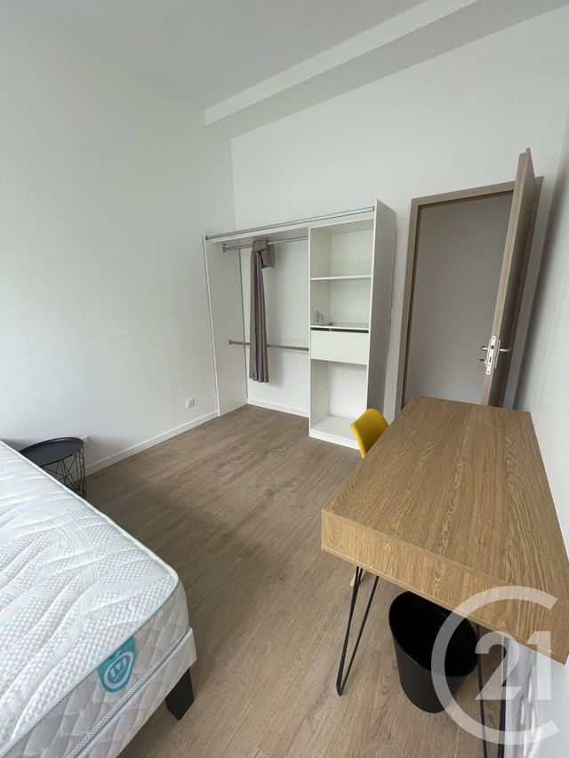 Appartement Loft &agrave; louer - 5 pi&egrave;ces - 188,49 m2 - Tours - 37 - CENTRE