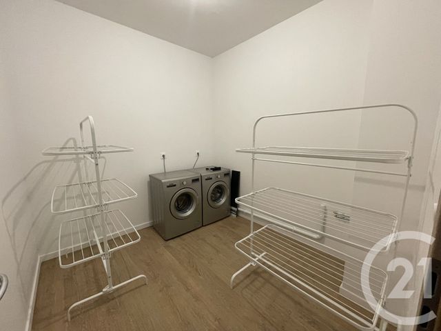 Appartement Loft &agrave; louer - 5 pi&egrave;ces - 188,49 m2 - Tours - 37 - CENTRE