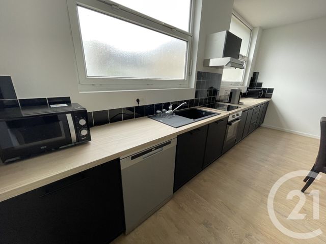 Appartement Loft &agrave; louer - 5 pi&egrave;ces - 188,49 m2 - Tours - 37 - CENTRE