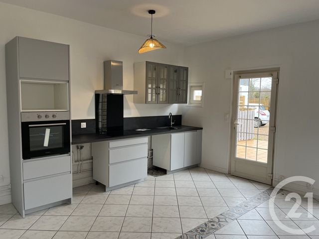 Maison &agrave; louer - 3 pi&egrave;ces - 66,19 m2 - Ballan Mire - 37 - CENTRE