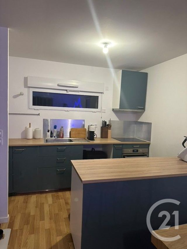 Appartement F4 &agrave; louer - 4 pi&egrave;ces - 81,59 m2 - Tours - 37 - CENTRE