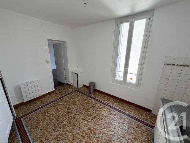 Appartement F3 &agrave; louer - 3 pi&egrave;ces - 61,50 m2 - Tours - 37 - CENTRE