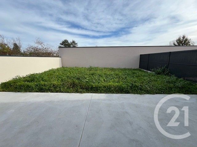 Maison &agrave; louer - 5 pi&egrave;ces - 133,81 m2 - Chambray Les Tours - 37 - CENTRE