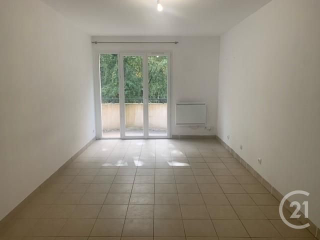 Appartement F4 &agrave; louer - 4 pi&egrave;ces - 75,14 m2 - Chambray Les Tours - 37 - CENTRE