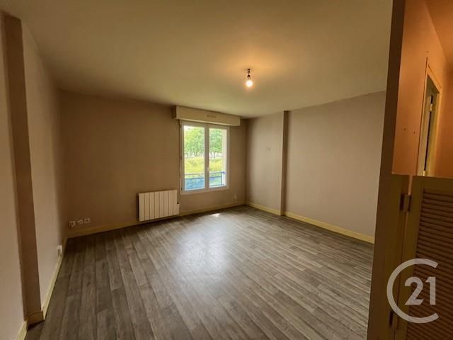 Appartement T1 &agrave; louer - 1 pi&egrave;ce - 30,07 m2 - Joue Les Tours - 37 - CENTRE