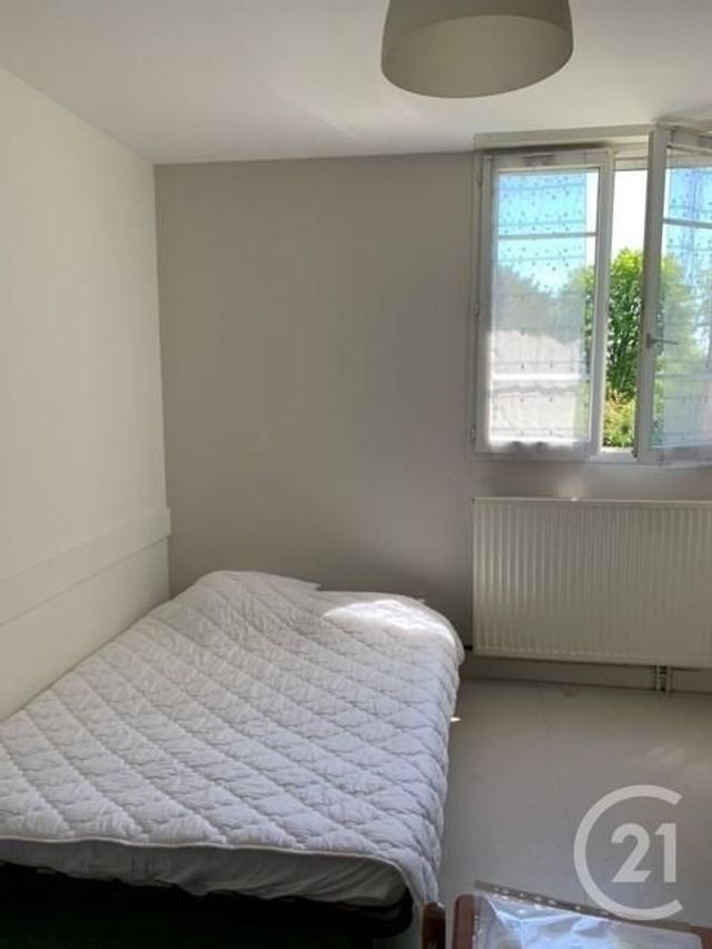 Appartement Studio &agrave; louer - 1 pi&egrave;ce - 20,18 m2 - Tours - 37 - CENTRE