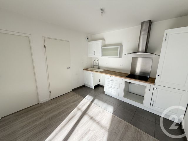 Appartement F3 &agrave; louer - 3 pi&egrave;ces - 67,08 m2 - St Cyr Sur Loire - 37 - CENTRE