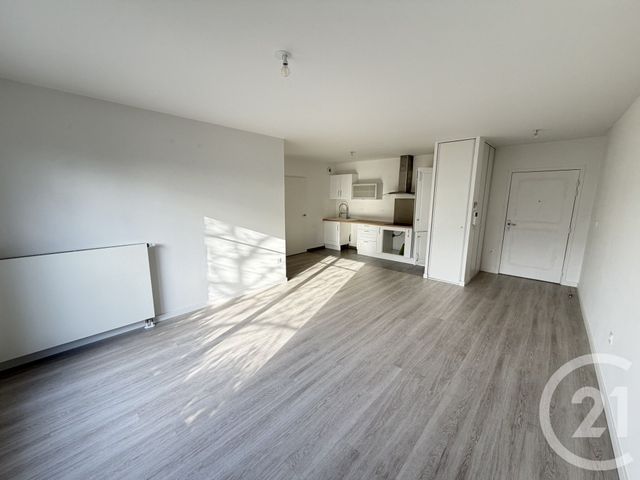 Appartement F3 &agrave; louer - 3 pi&egrave;ces - 67,08 m2 - St Cyr Sur Loire - 37 - CENTRE