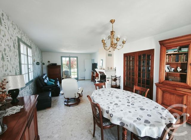 Maison &agrave; vendre - 7 pi&egrave;ces - 163,53 m2 - St Genouph - 37 - CENTRE