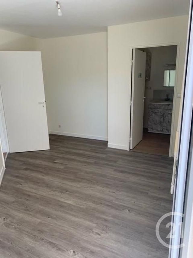 Appartement F2 &agrave; louer - 2 pi&egrave;ces - 45,87 m2 - Joue Les Tours - 37 - CENTRE