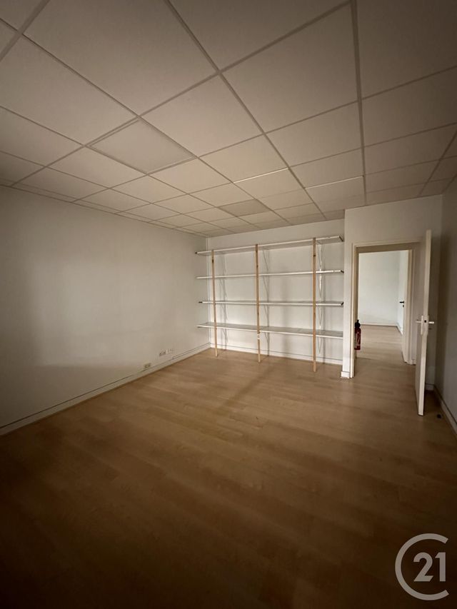 Local commercial à louer - 710.0 m2 - 37 - Indre-et-Loire