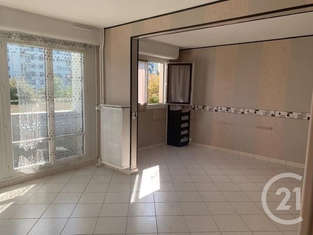 Appartement F3 &agrave; louer - 3 pi&egrave;ces - 76,22 m2 - Tours - 37 - CENTRE