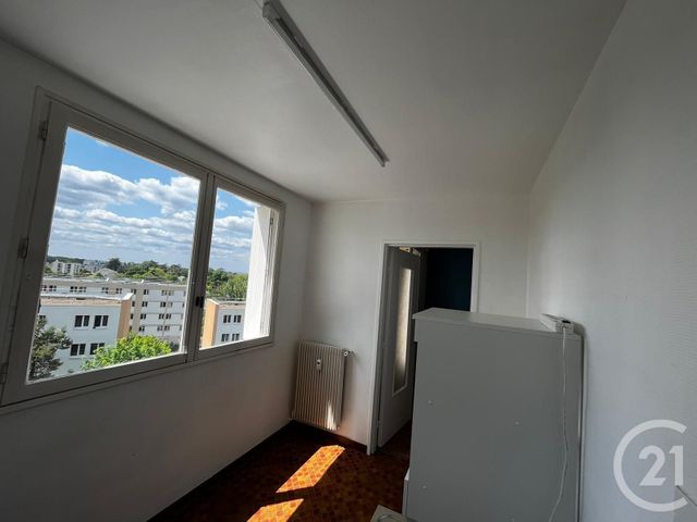 Appartement F1 &agrave; louer - 1 pi&egrave;ce - 33,19 m2 - Joue Les Tours - 37 - CENTRE
