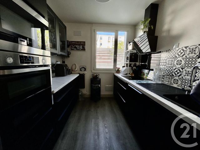 Appartement F4 &agrave; vendre - 4 pi&egrave;ces - 74,52 m2 - Joue Les Tours - 37 - CENTRE