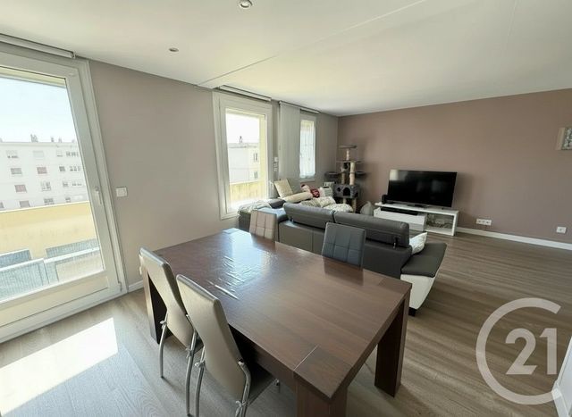 Appartement F3 &agrave; louer - 4 pi&egrave;ces - 69,70 m2 - Joue Les Tours - 37 - CENTRE