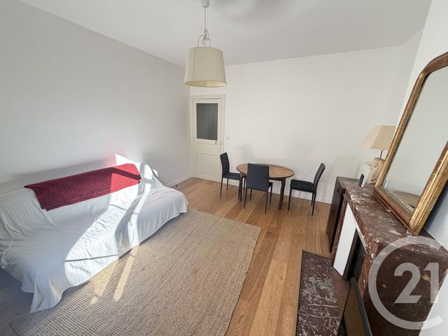 Appartement F3 &agrave; louer - 3 pi&egrave;ces - 57,75 m2 - Tours - 37 - CENTRE