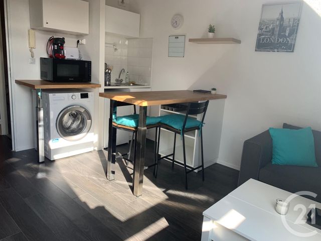 Appartement Studio &agrave; louer - 1 pi&egrave;ce - 18,72 m2 - Tours - 37 - CENTRE