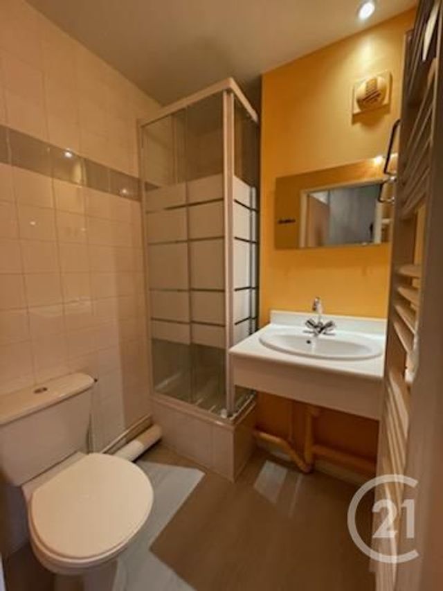 Appartement Studio &agrave; louer - 1 pi&egrave;ce - 18,72 m2 - Tours - 37 - CENTRE