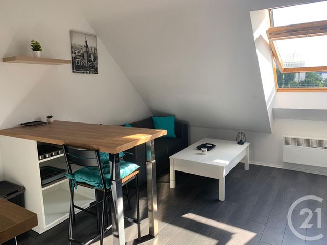 Appartement Studio &agrave; louer - 1 pi&egrave;ce - 18,72 m2 - Tours - 37 - CENTRE