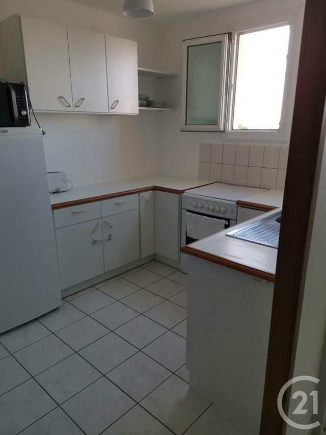 Appartement &agrave; louer - 4 pi&egrave;ces - 74,94 m2 - Tours - 37 - CENTRE